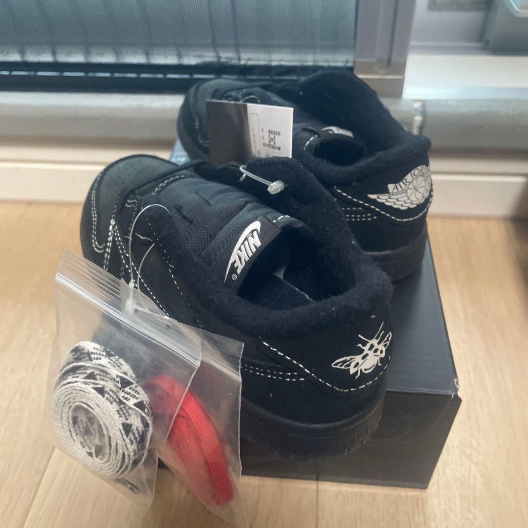 トラヴィススコット　エアジョーダン1 ブラックファントム