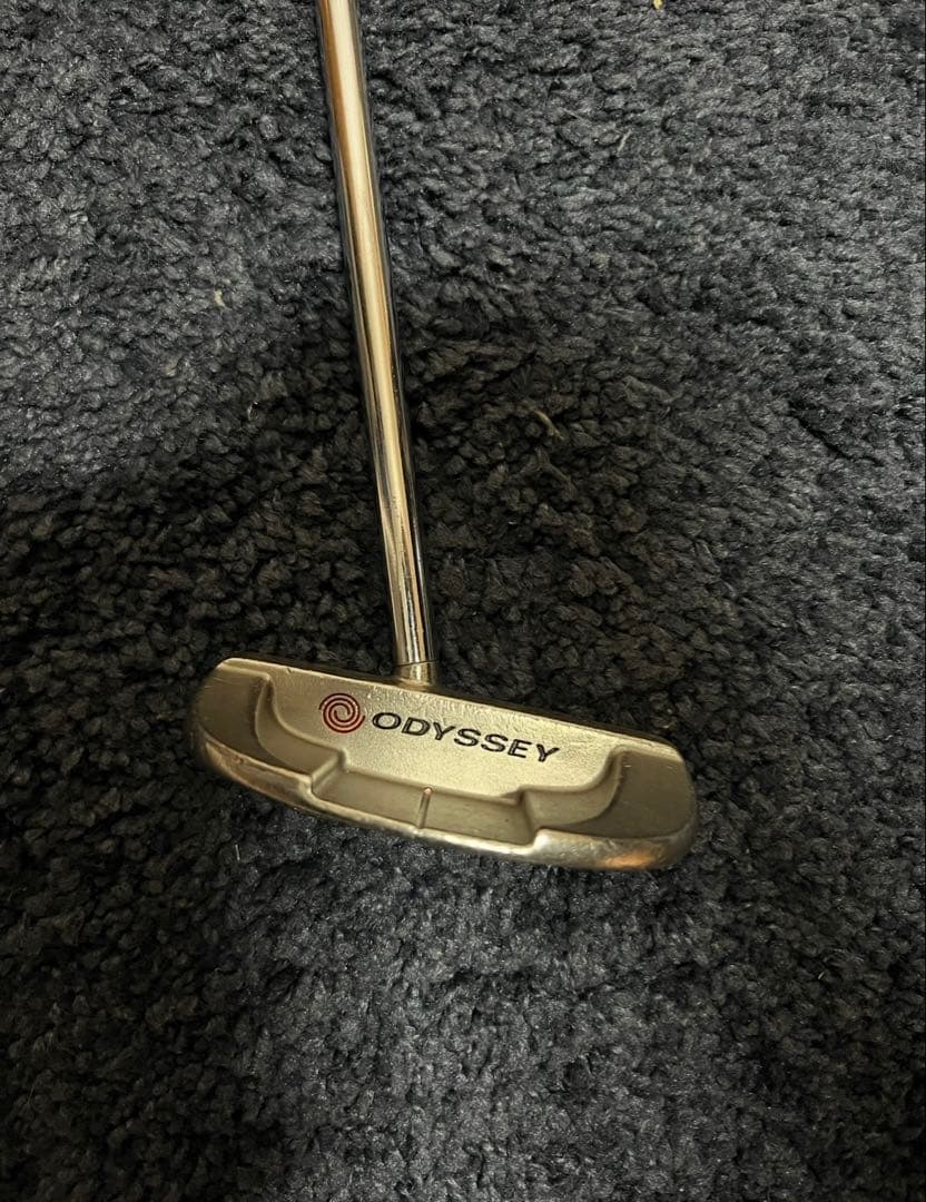 ★オデッセイWHITE　HOT★ホワイトホット#5【センターシャフト】 2ドット