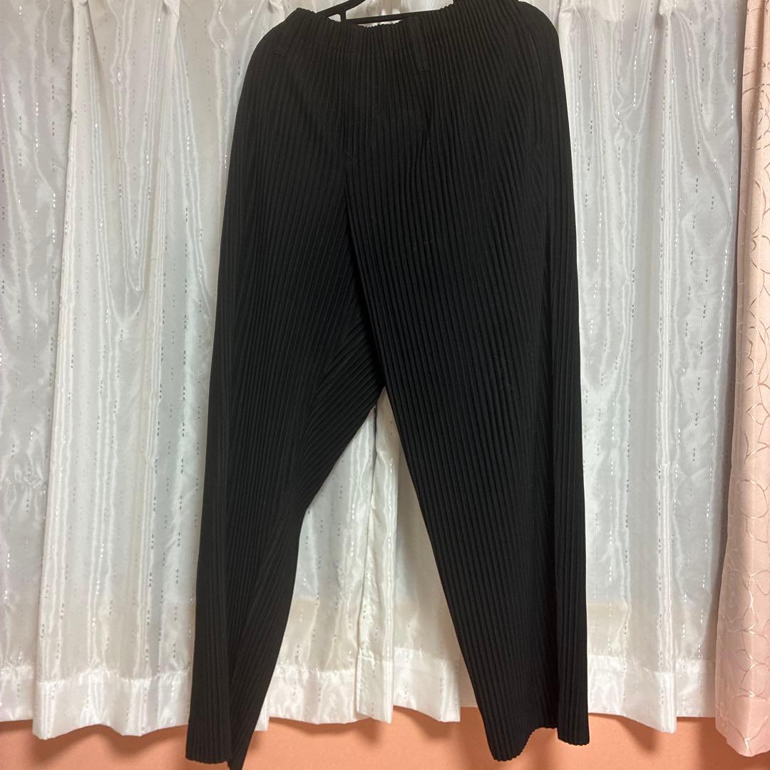HOMME PLISSÉ ISSEY MIYAKEプリーツパンツ