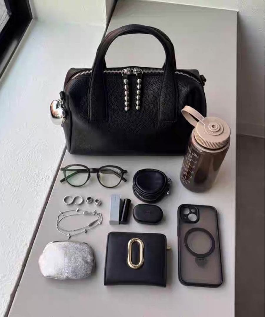 earpapillonner 《本革/ショルダー付き》スタッズボストンバッグ