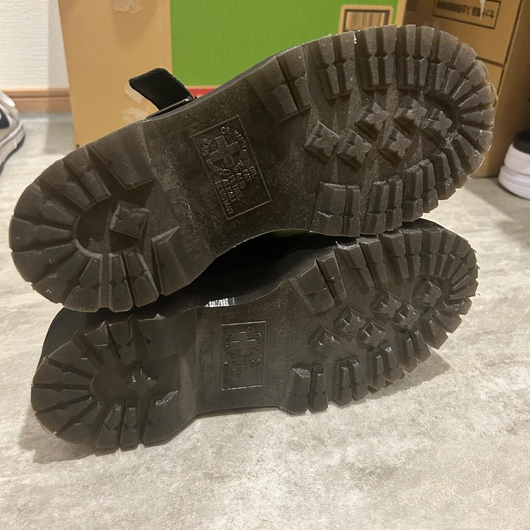 Dr. Martens Bethan ブラック 厚底