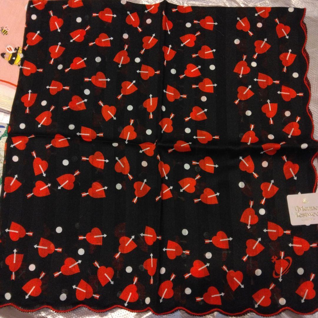【新品未使用】Vivienne Westwood ハンカチ４枚セット