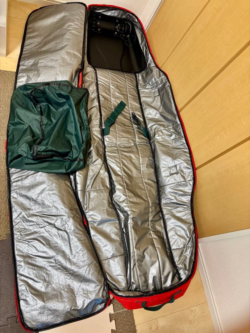 Burton スノーボードバッグ 赤　キャスター付き