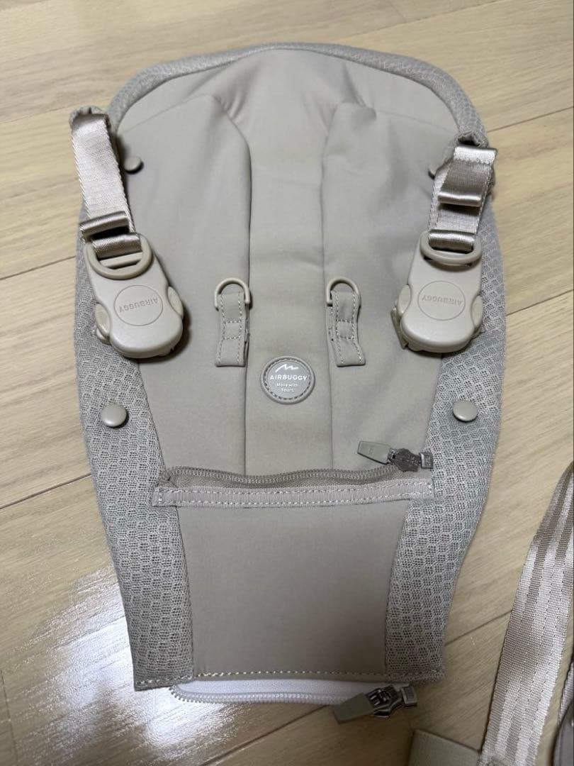AIRBUGGY エアバギーベビーキャリア抱っこ紐