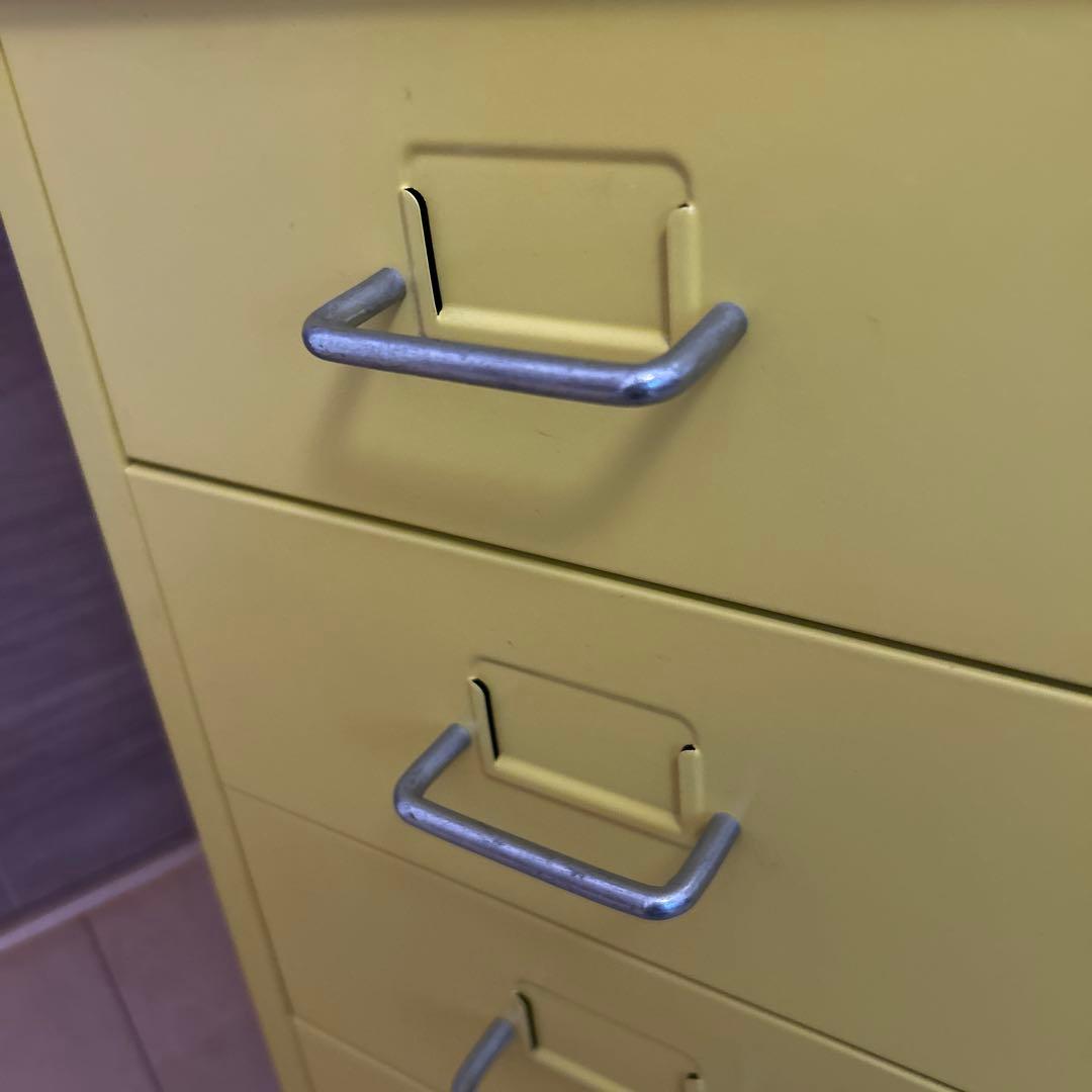し*い様 IKEA HELMER ヘルメル イエロー金属製6段チェスト
