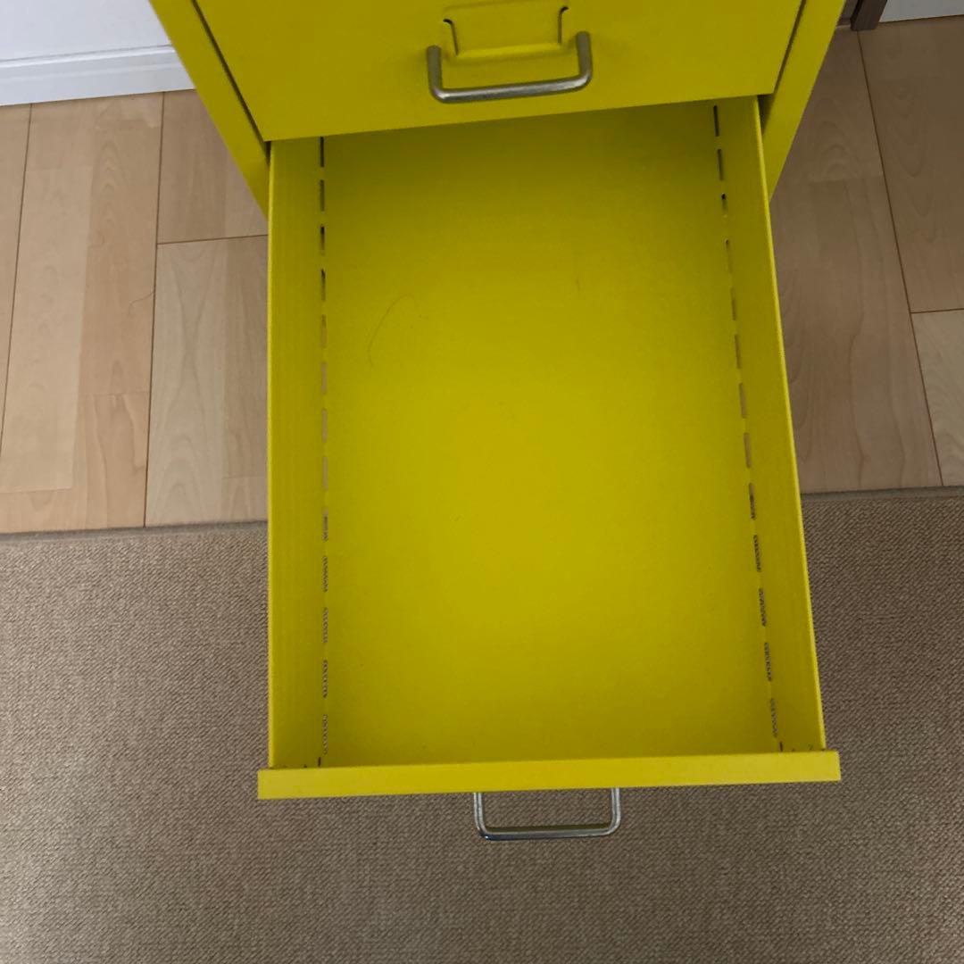 し*い様 IKEA HELMER ヘルメル イエロー金属製6段チェスト