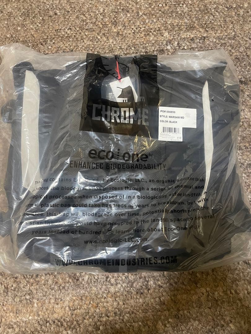 新品未使用　WARSAW MEDIUM（ワルシャワ ミディアム） ブラック