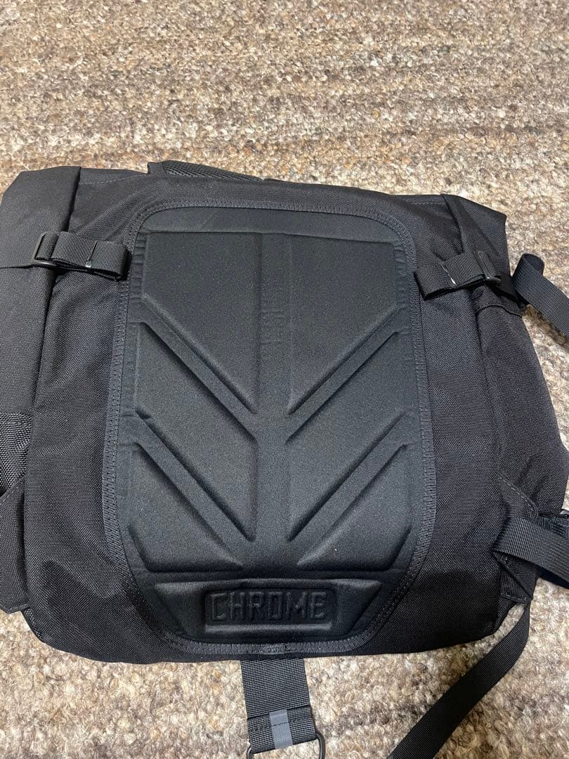 新品未使用　WARSAW MEDIUM（ワルシャワ ミディアム） ブラック