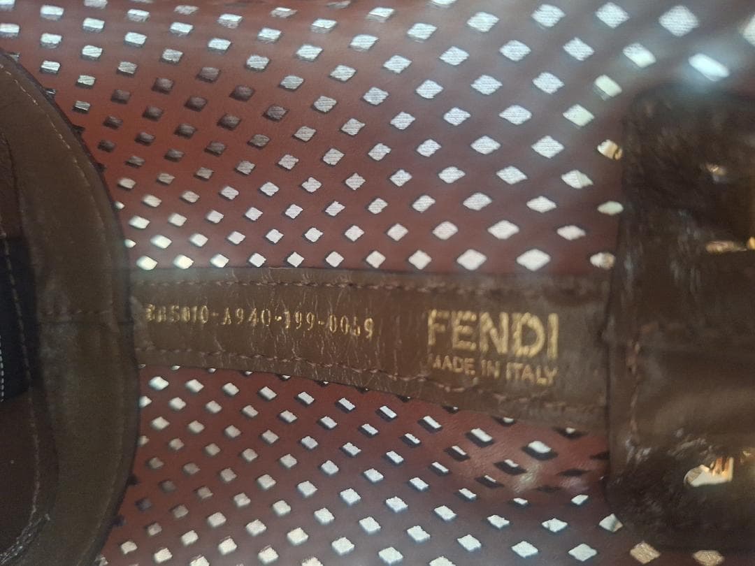 FENDI バケットバッグ ホワイト/ブラウン