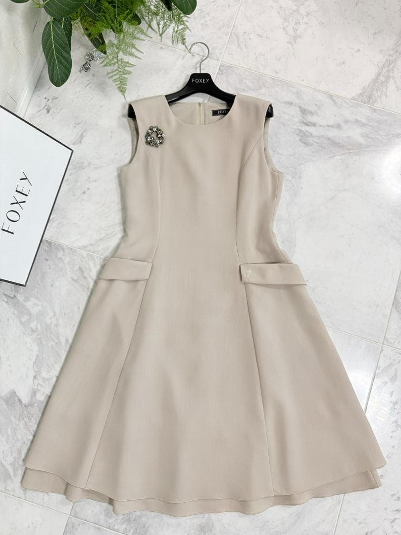 新品同様★FOEXY/フォクシー ワンピース フレンチフラップ F刺繍 希少42