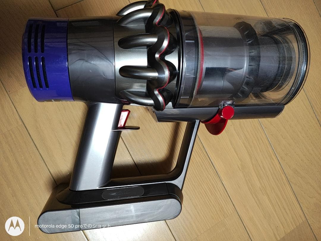 ダイソン★コードレス掃除機★V10本体★ＳV12★バッテリー新品と大差なし★2