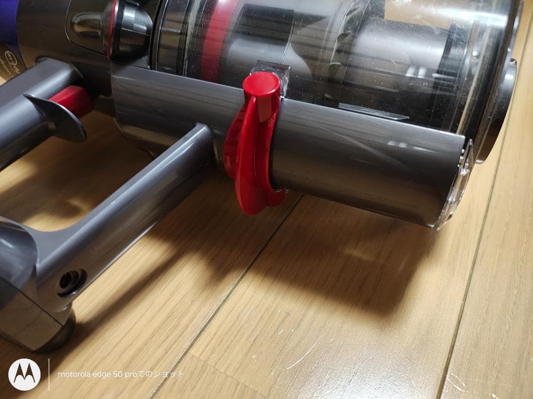 ダイソン★コードレス掃除機★V10本体★ＳV12★バッテリー新品と大差なし★2