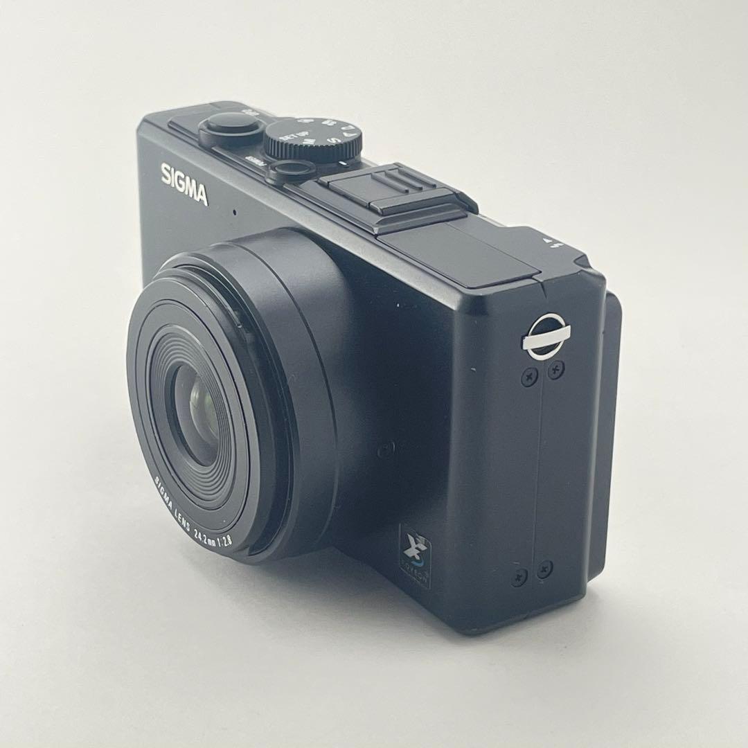 【動作・返品保証】SIGMA DP2 Foveon コンパクトデジタルカメラ