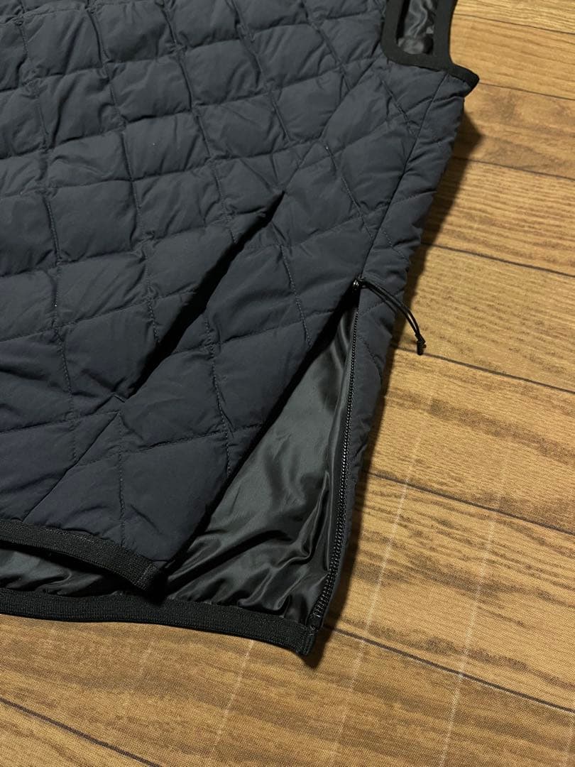  peak キルティングベスト ダウンベスト ほぼ新品未使用