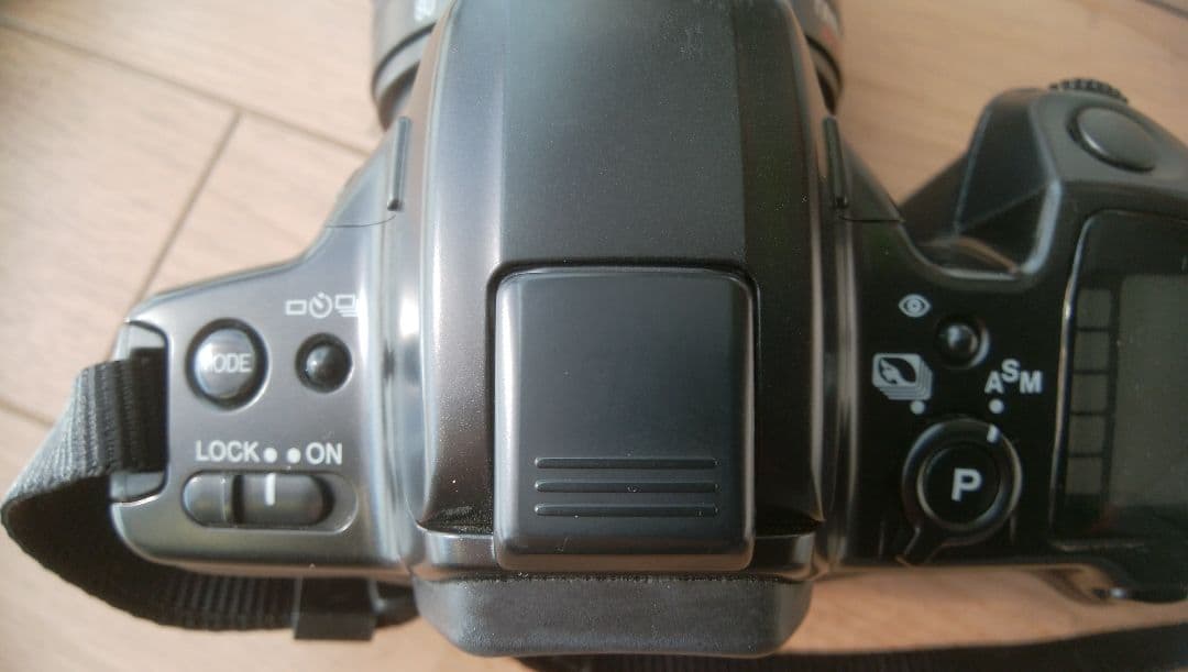 ミノルタ一眼レフカメラα303si望遠レンズ付き