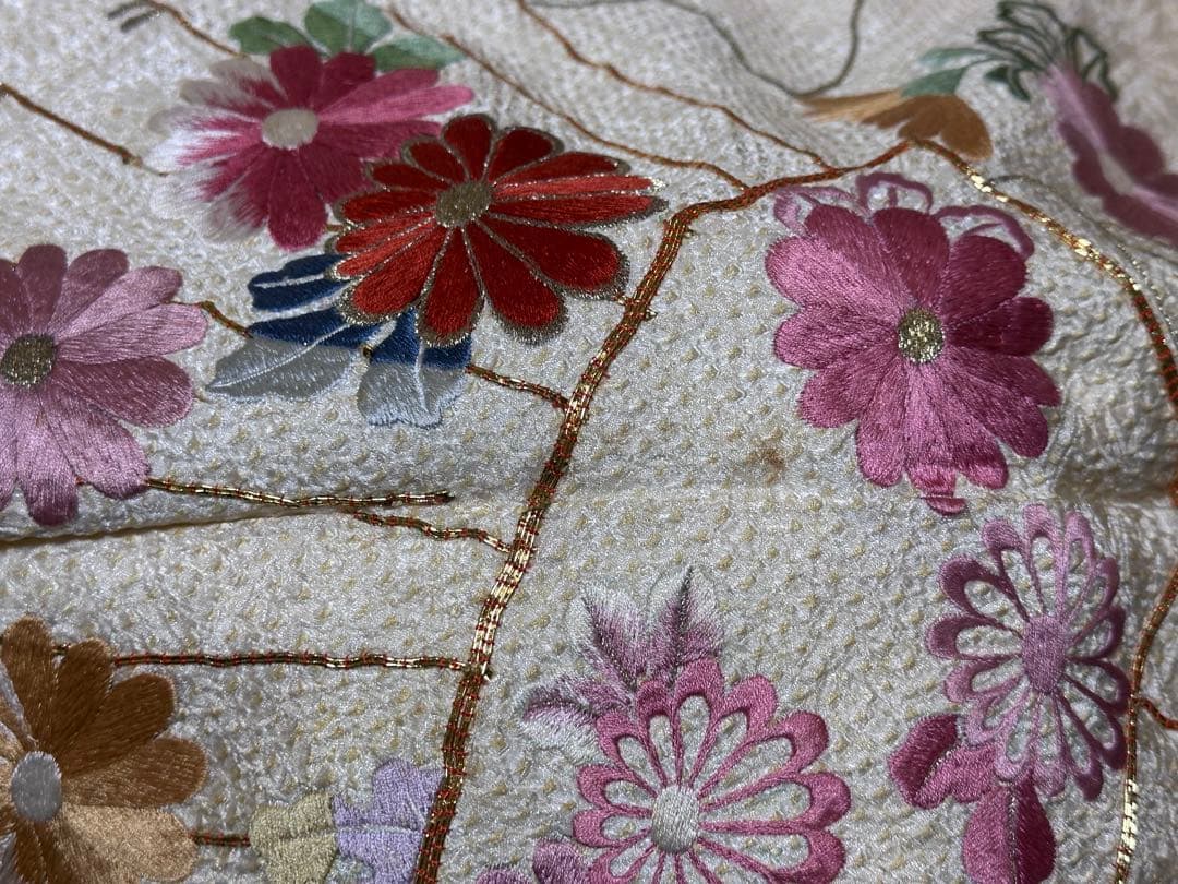 豪華振袖　駒刺繍　総絞り　檜扇花文　金糸　正絹