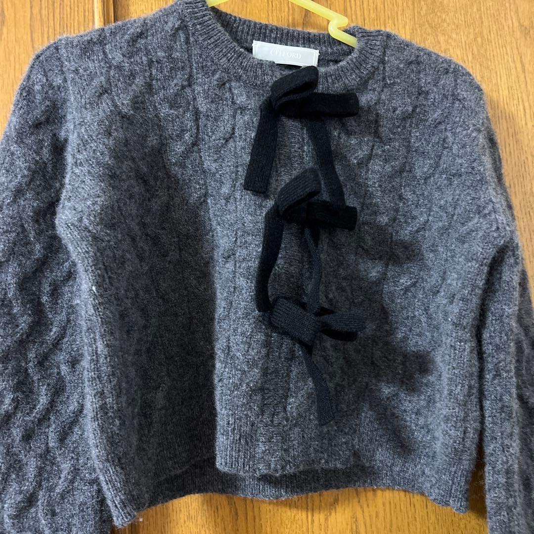 セルフォード リボンモチーフケーブルニットプルオーバー