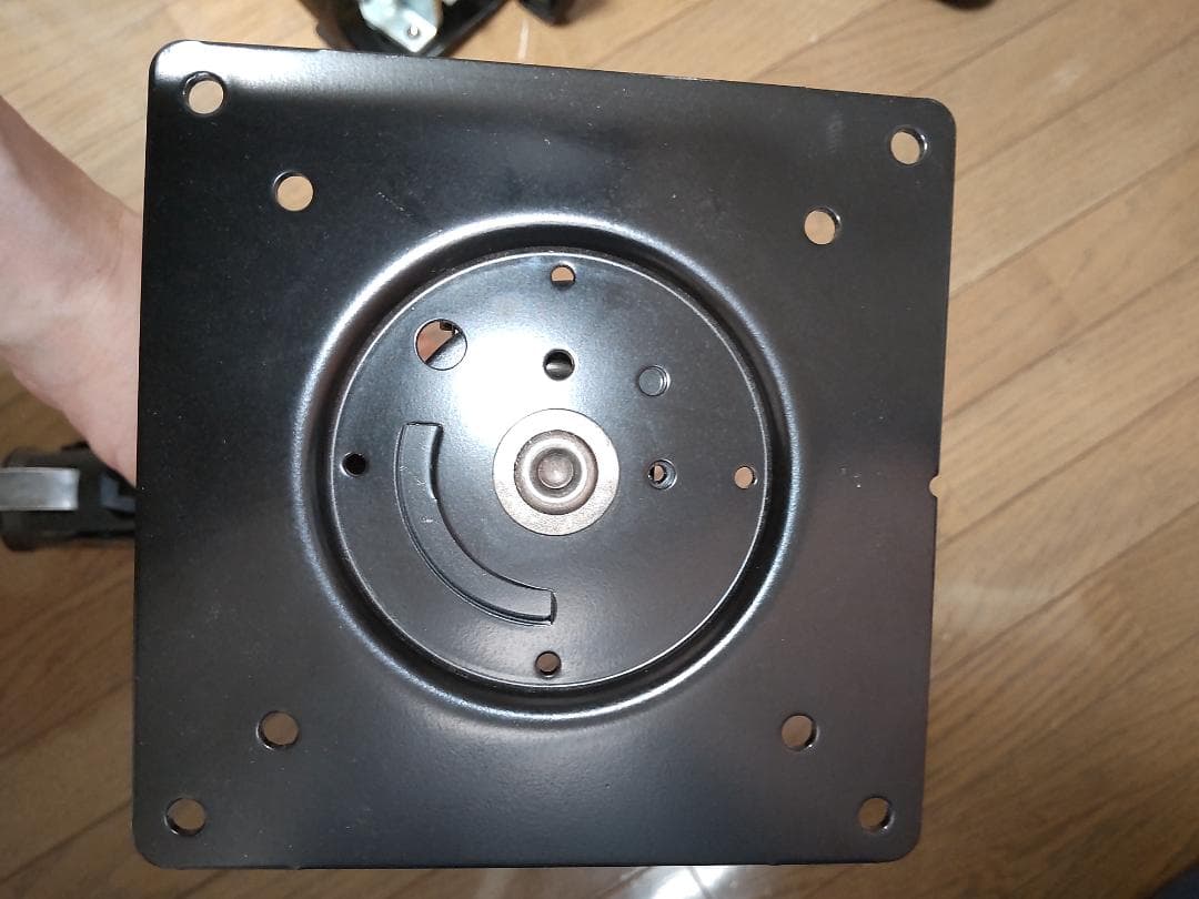 Amazon ベーシック モニターアーム デュアル