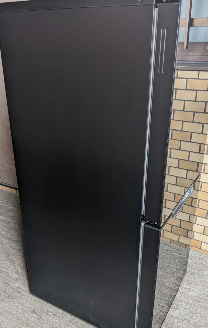 ★2022年製 152L 冷凍冷蔵庫 【SJ-GD15H-B】ピカピカの黒♫