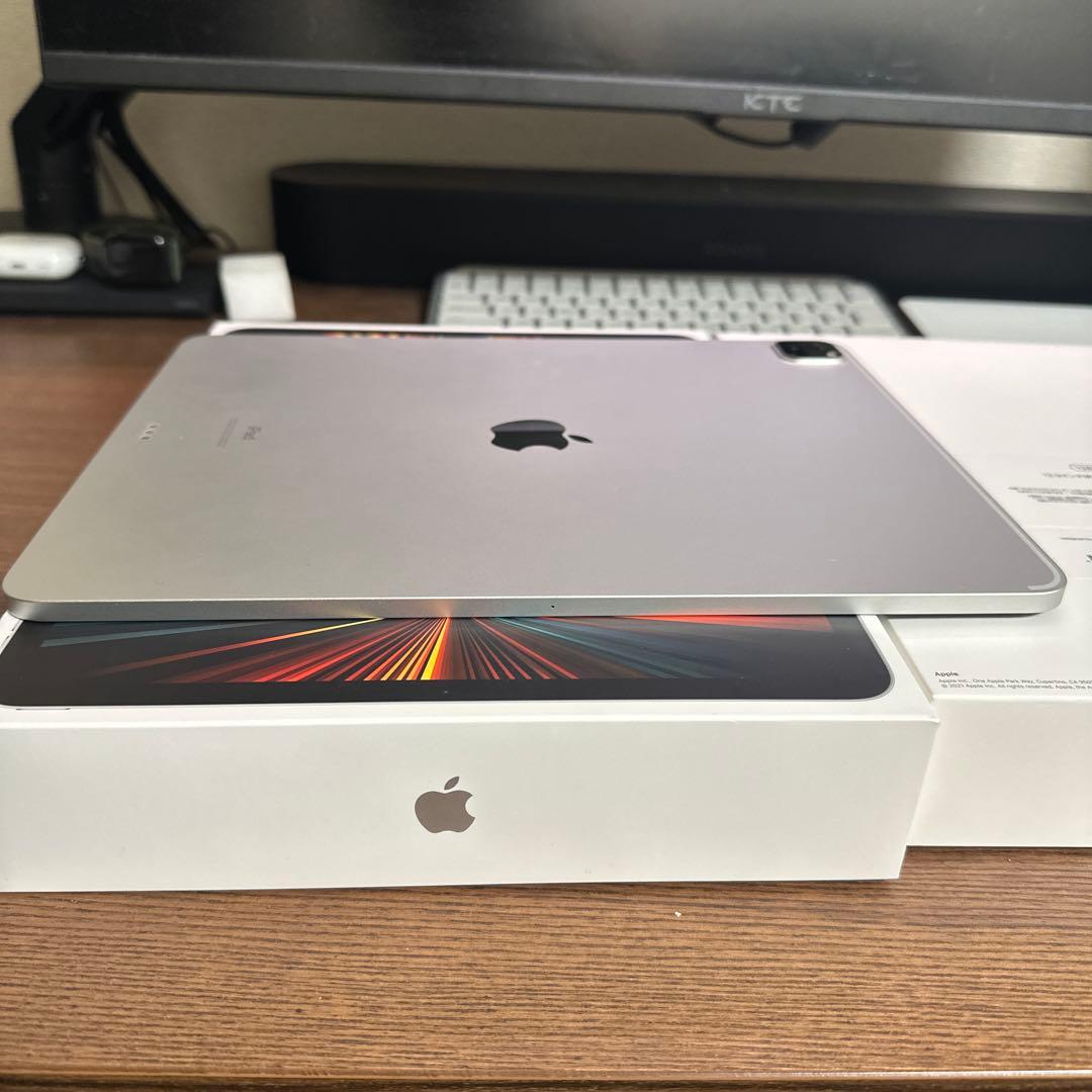 Apple iPad 本体 12.9インチ(第5世代)Wi-Fi 128GB