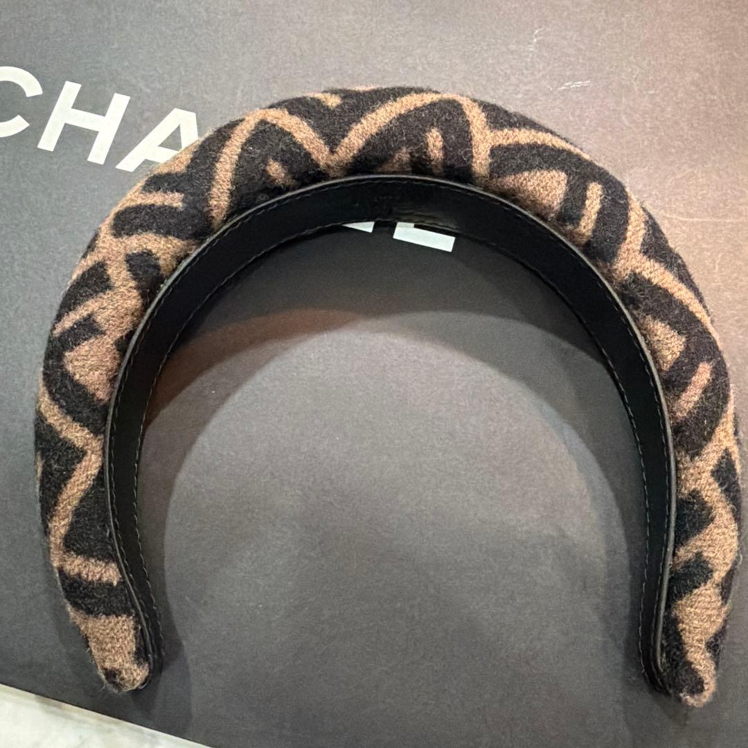 FENDI ヘアバンド　カチューシャ　百貨店購入品　正規品です