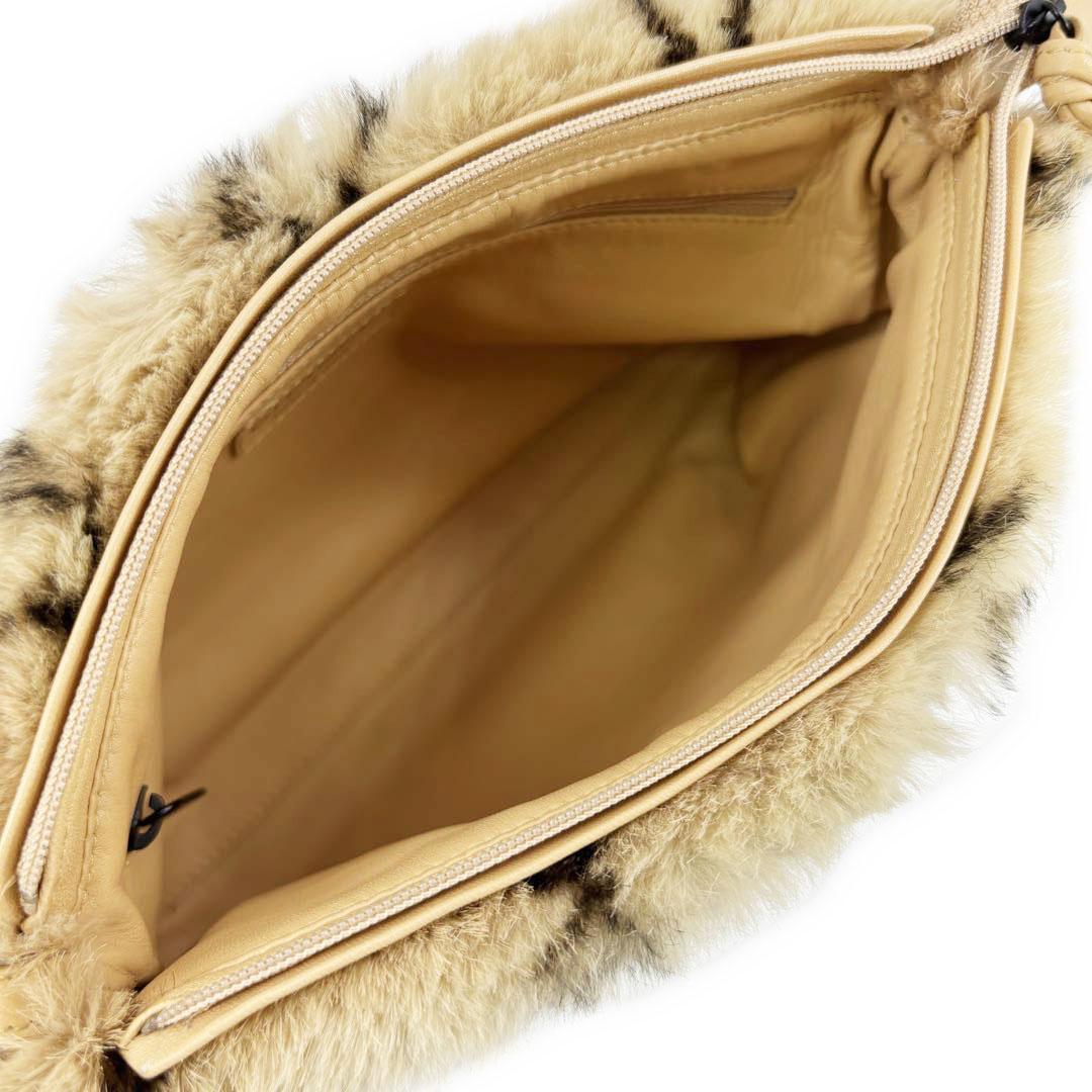 【美品】シャネル チェーンショルダーバッグ ラパンファー ブラウン 7M57