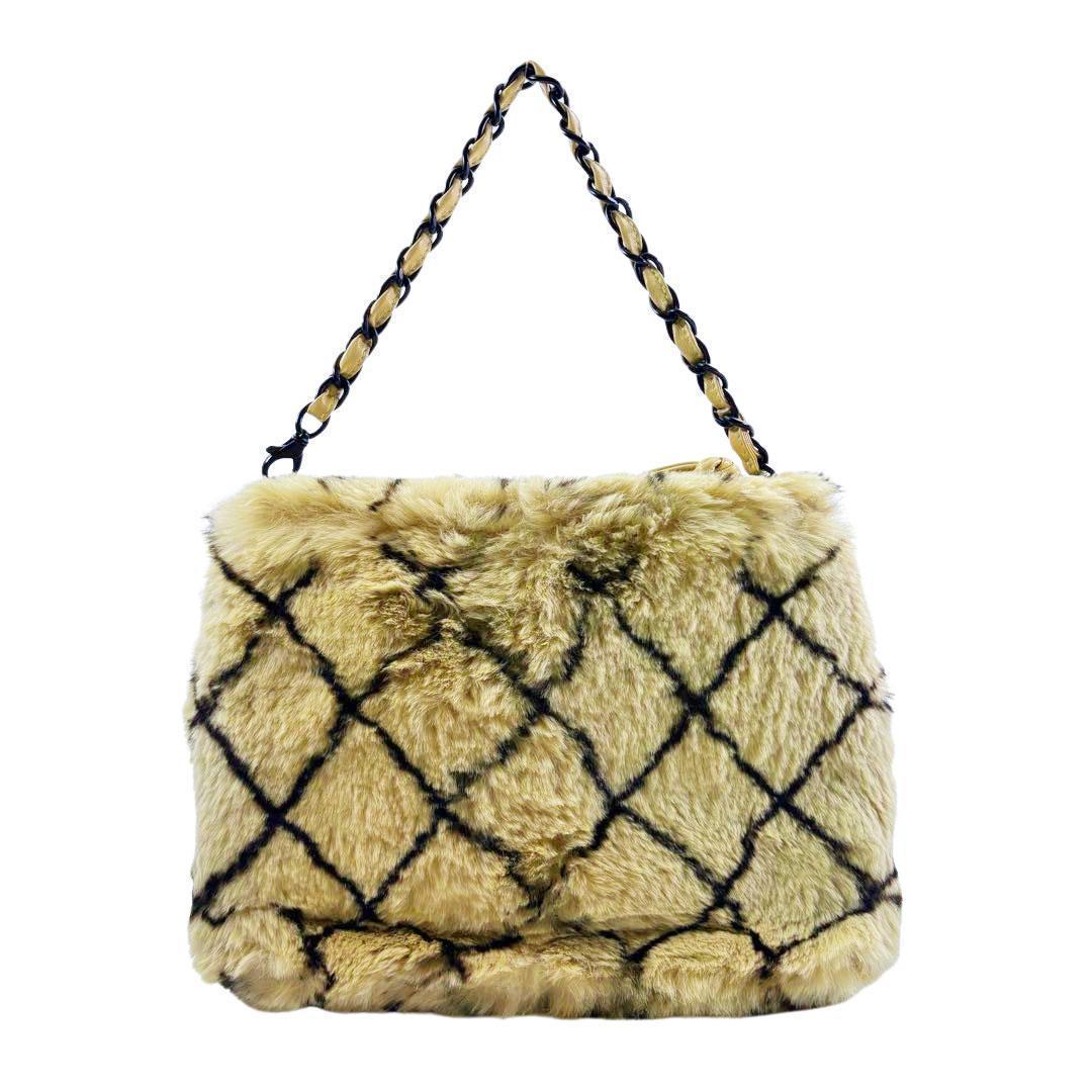 【美品】シャネル チェーンショルダーバッグ ラパンファー ブラウン 7M57