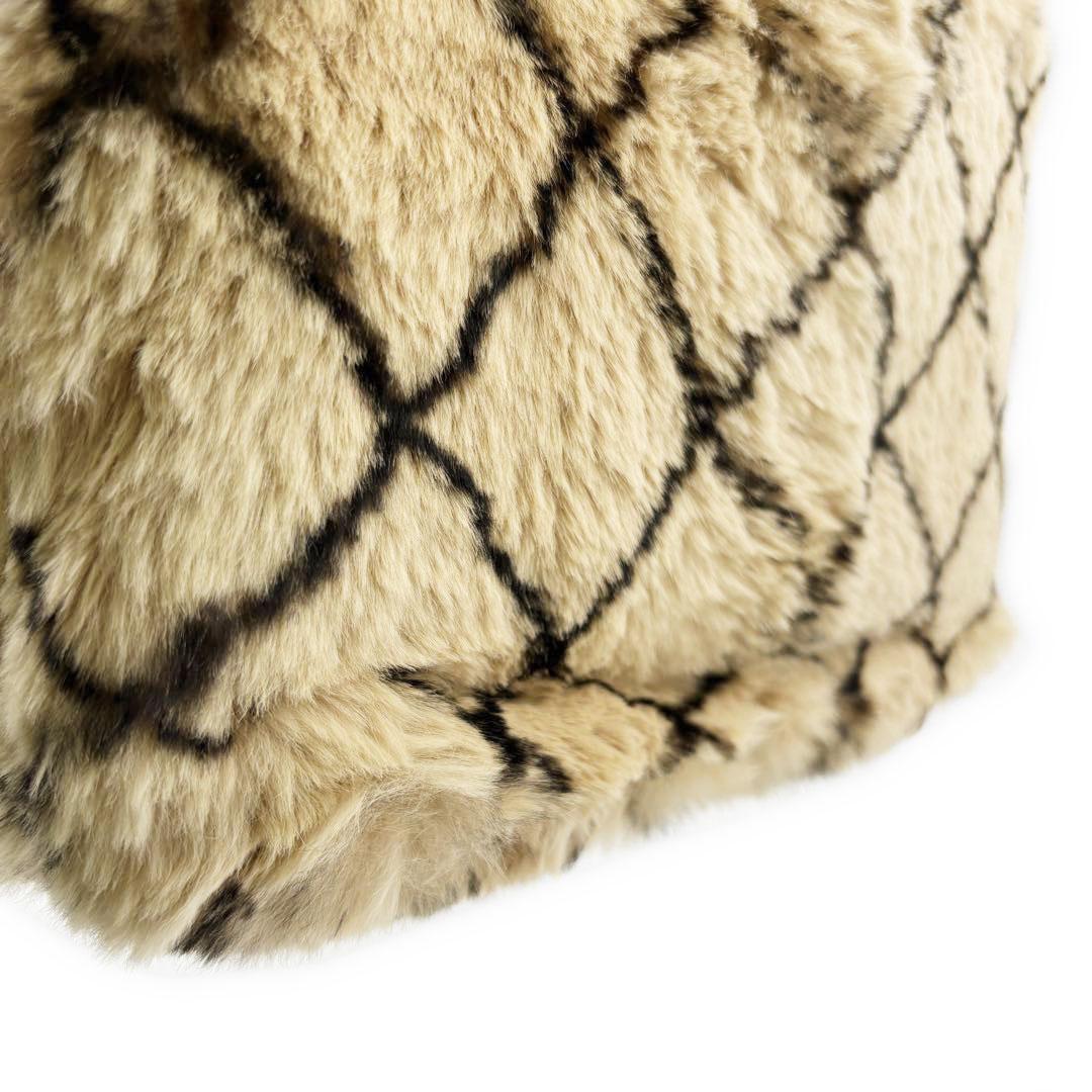 【美品】シャネル チェーンショルダーバッグ ラパンファー ブラウン 7M57