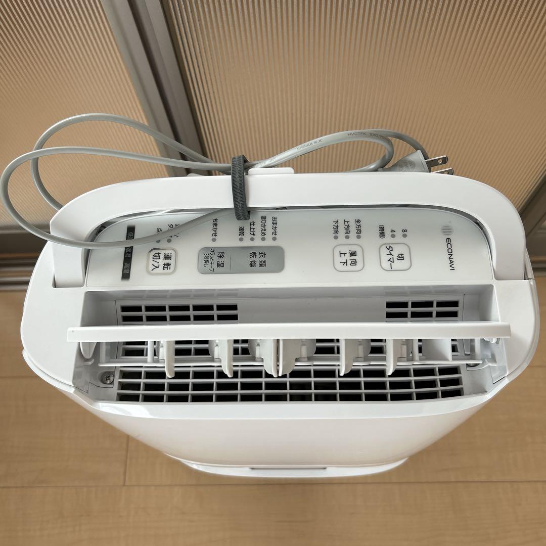 ぴょん美‼️Panasonic 除湿機 F-YZT60 ホワイト【美品】