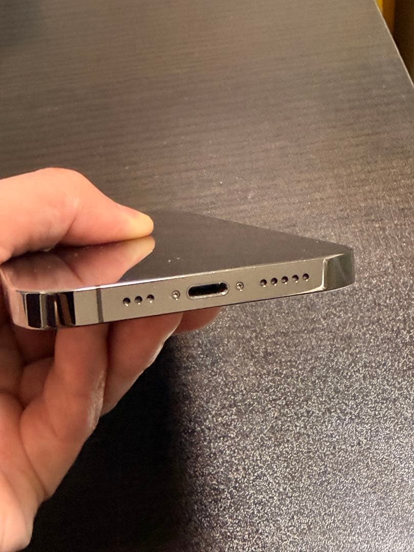 【美品】iPhone12 Pro 128GB グラファイト