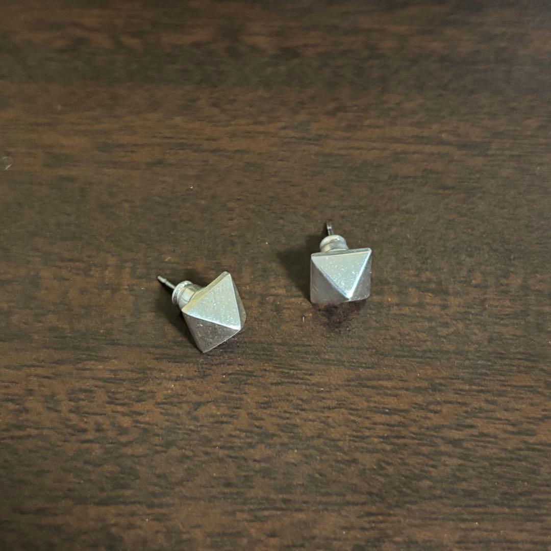 ヒステリックグラマー　スタッズピアス　hysteric glamour