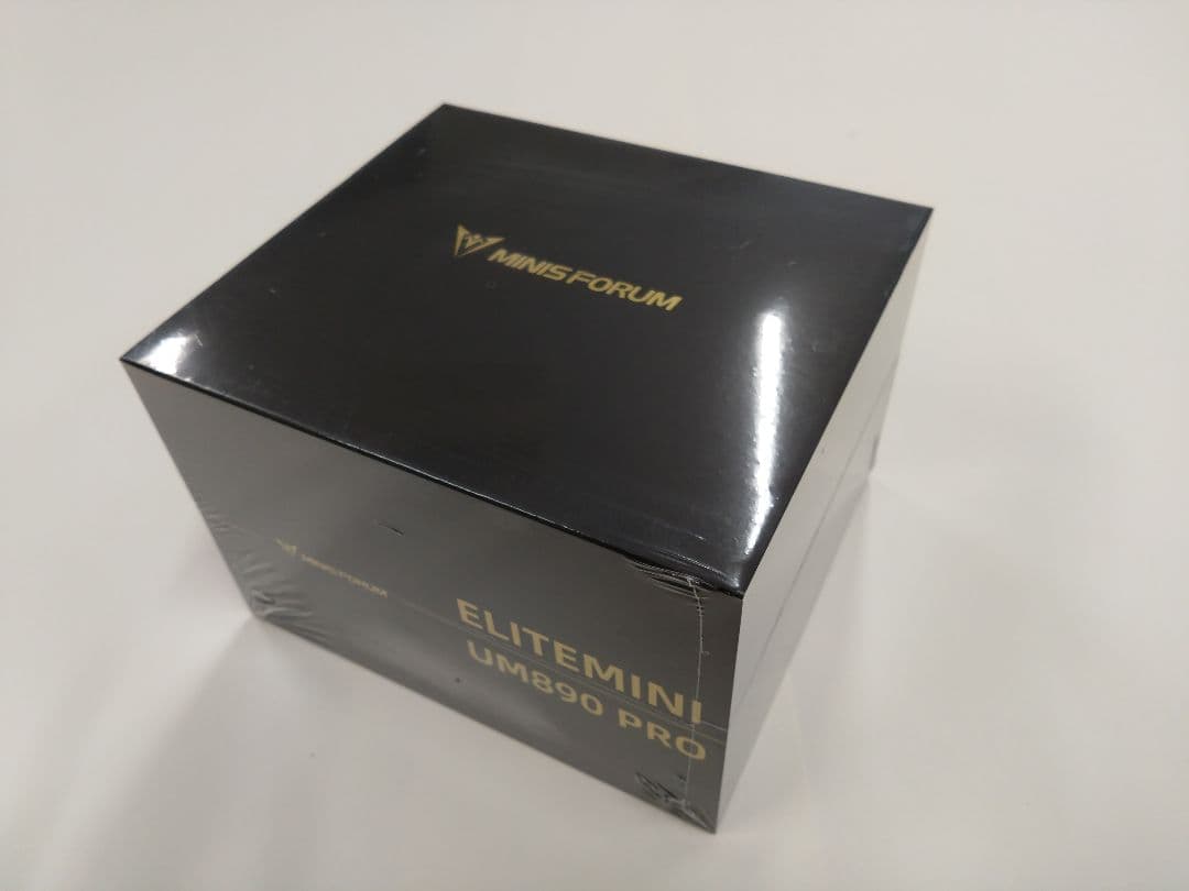 ミニPC UM890pro