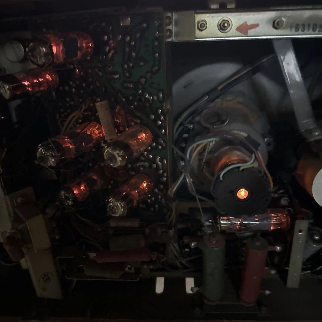 昭和レトロ　真空管　白黒テレビアンテナ付き