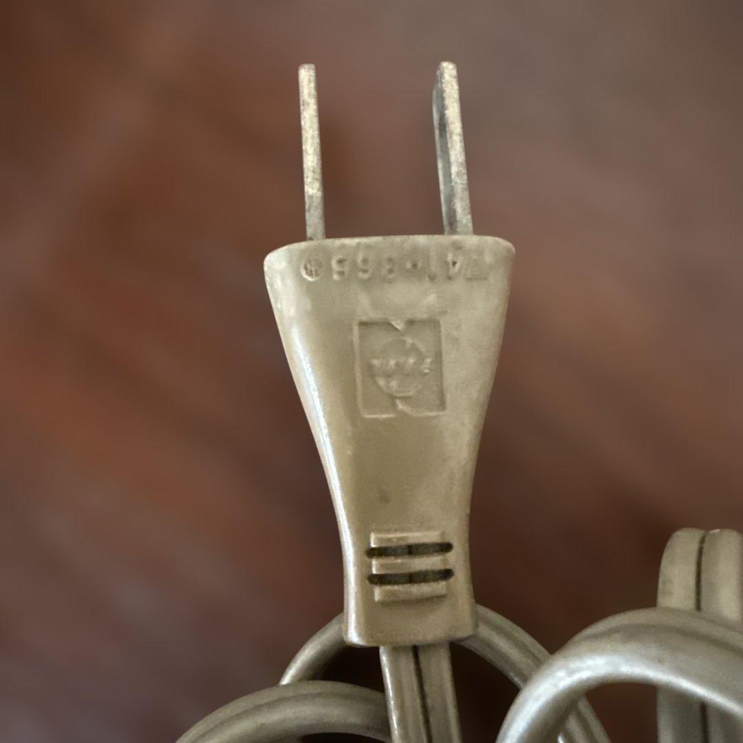 昭和レトロ　真空管　白黒テレビアンテナ付き