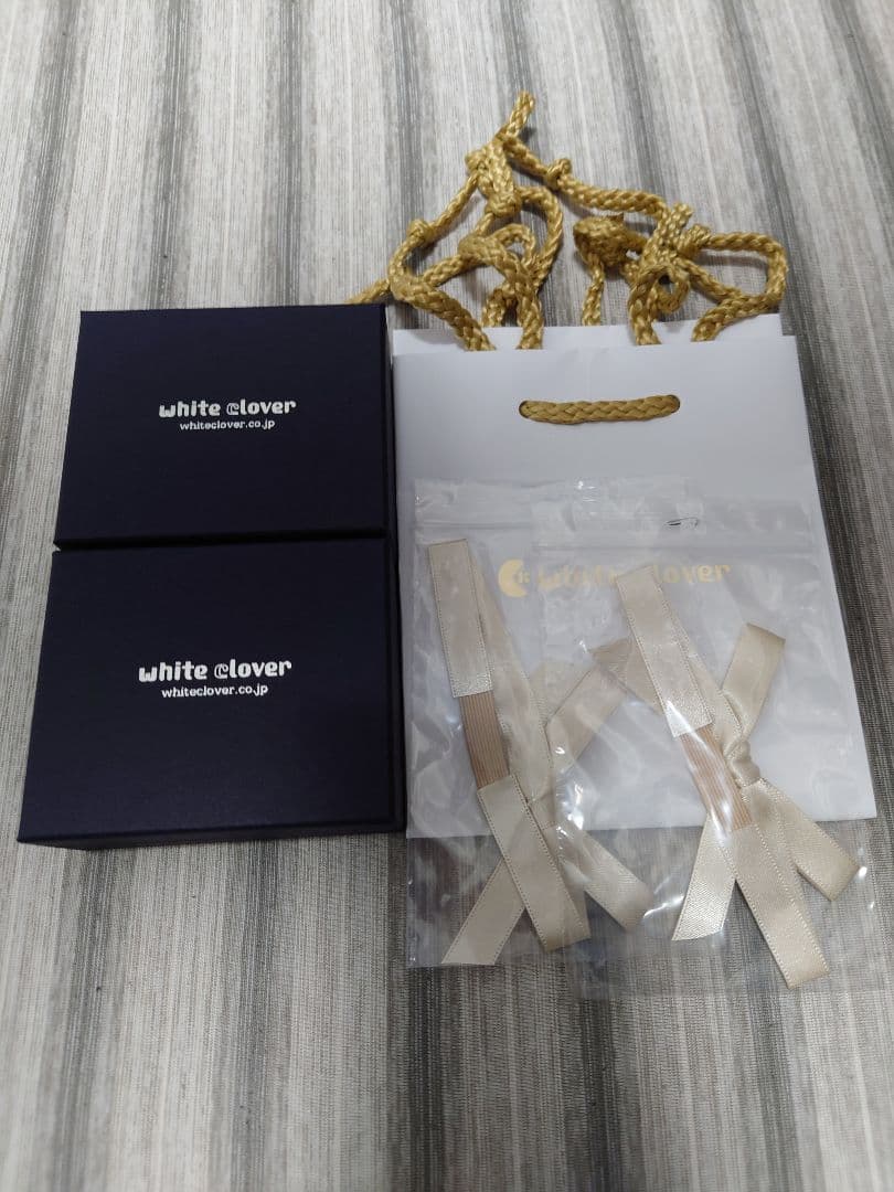 [ホワイトクローバー] ペアバングル サージカルステンレス ダイヤモンド クロス