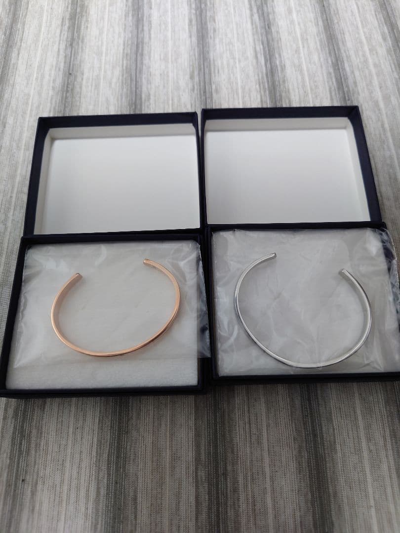 [ホワイトクローバー] ペアバングル サージカルステンレス ダイヤモンド クロス