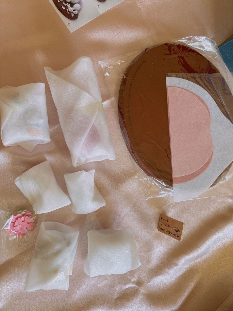 道楽堂 猫舎 季節のお飾り 外景色 春らんまん