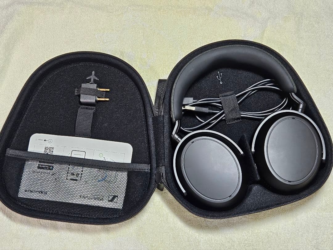 (美品)Sennheiser MOMENTUM 4 Wireless ブラック