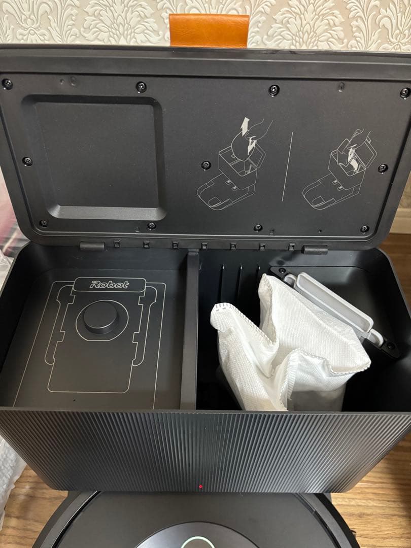 〜12/16迄値下　ルンバ コンボ j7+ ロボット掃除機 アイロボット 水拭き