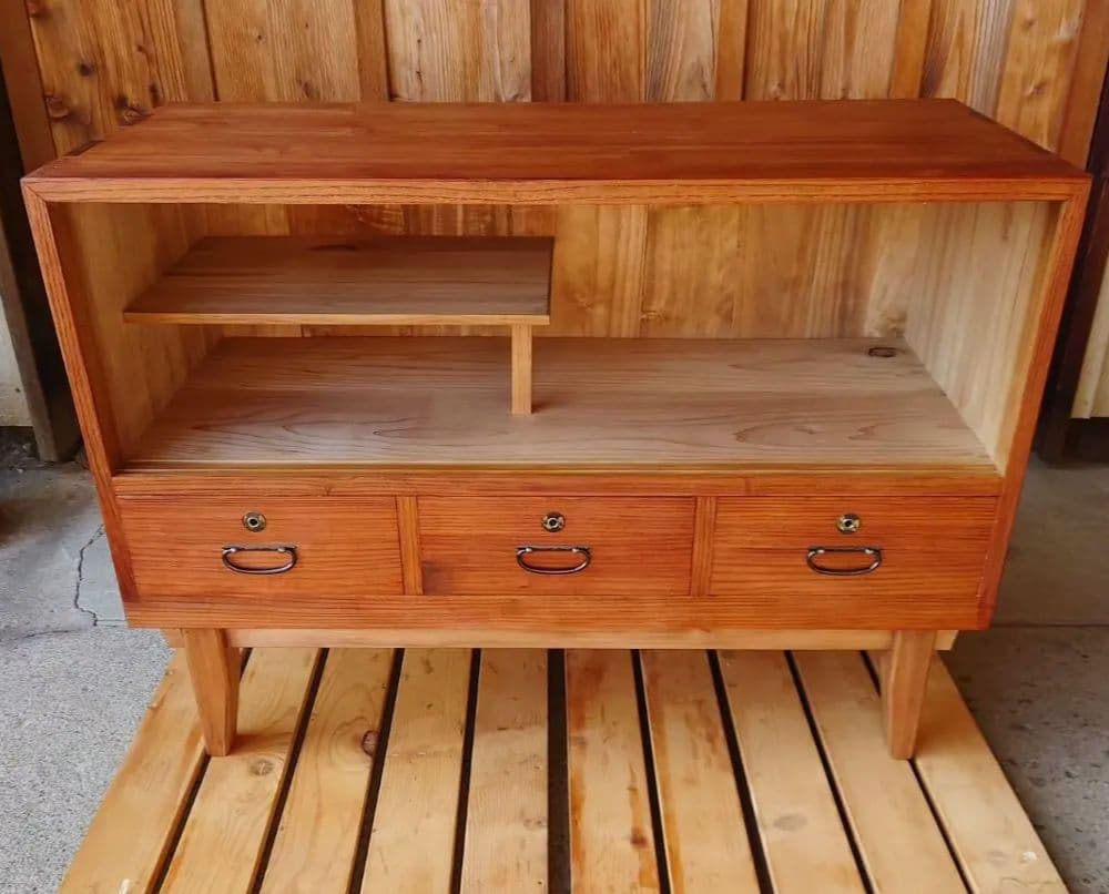 桐箪笥　《リペア済、脚部リメイク》