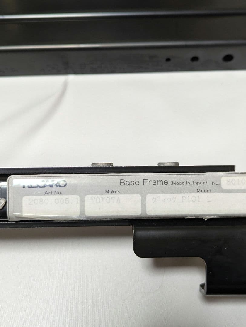 ヴィッツ ncp131 recaro シートレール 左右セット