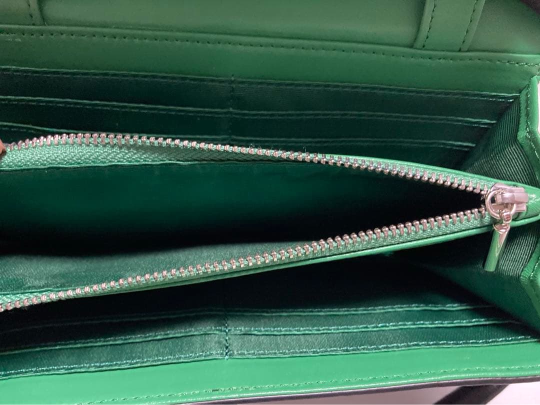 PEZ(ペッツ)×ear 刺繍ウォレットショルダーバッグ イアパヒヨネ サイケ