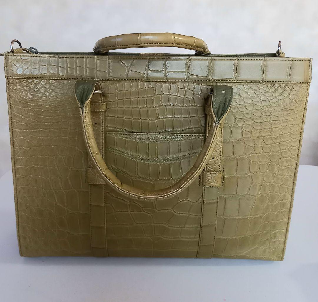 GRES クロコダイルバッグ JRA認定品　カーキー　緑 ビジネスバッグ