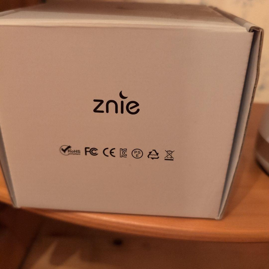 Znie Lite　ホワイト　睡眠の質改善