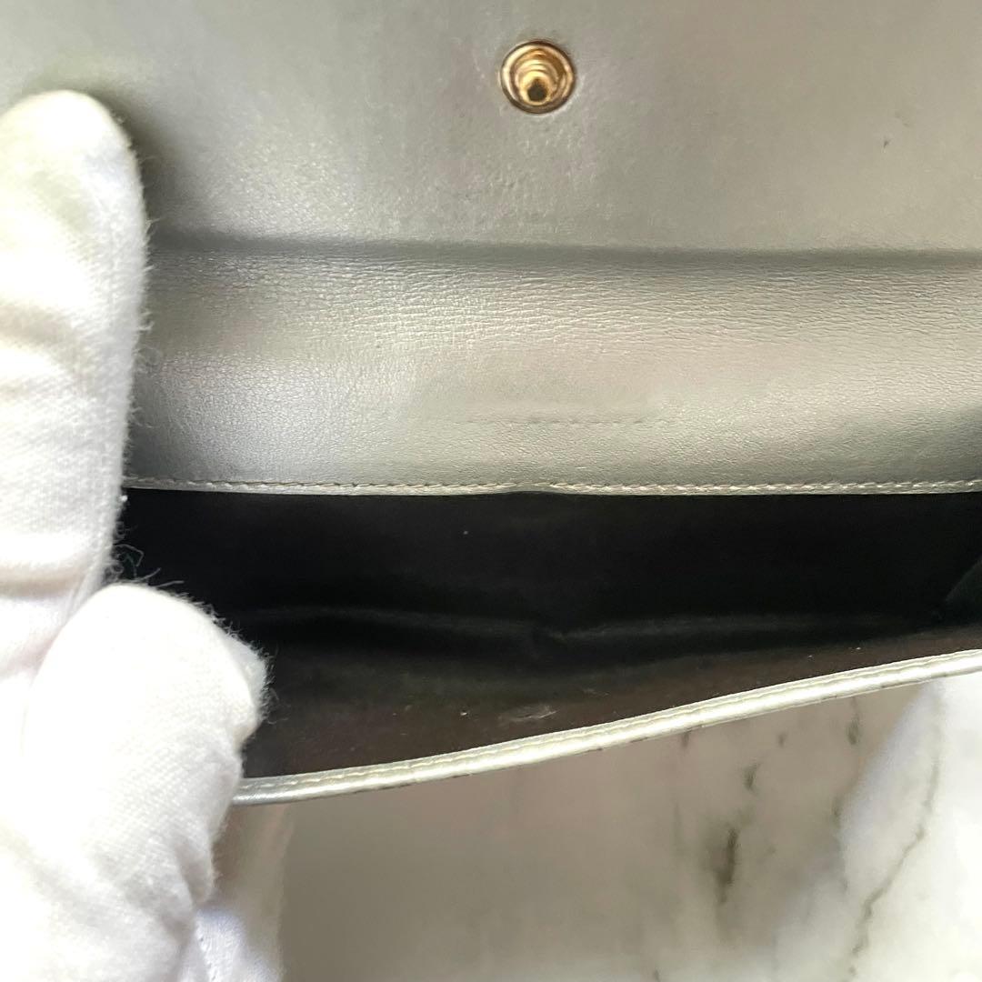 グッチ　GUCCI ラブリーハート GGシマレザー シルバー長財布　0111-③