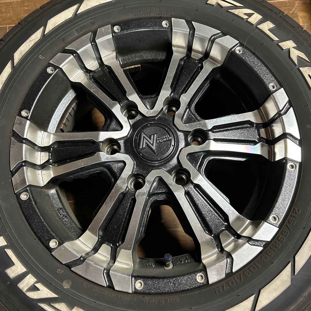 200系 ハイエース 社外16インチ ファルケン 215/65R16 バリ山