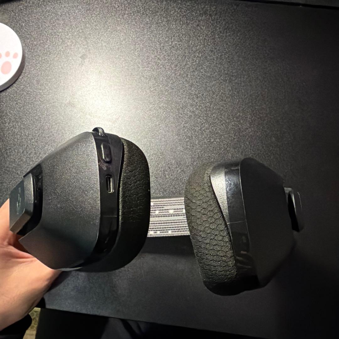 ヘッドホン Logicool G733