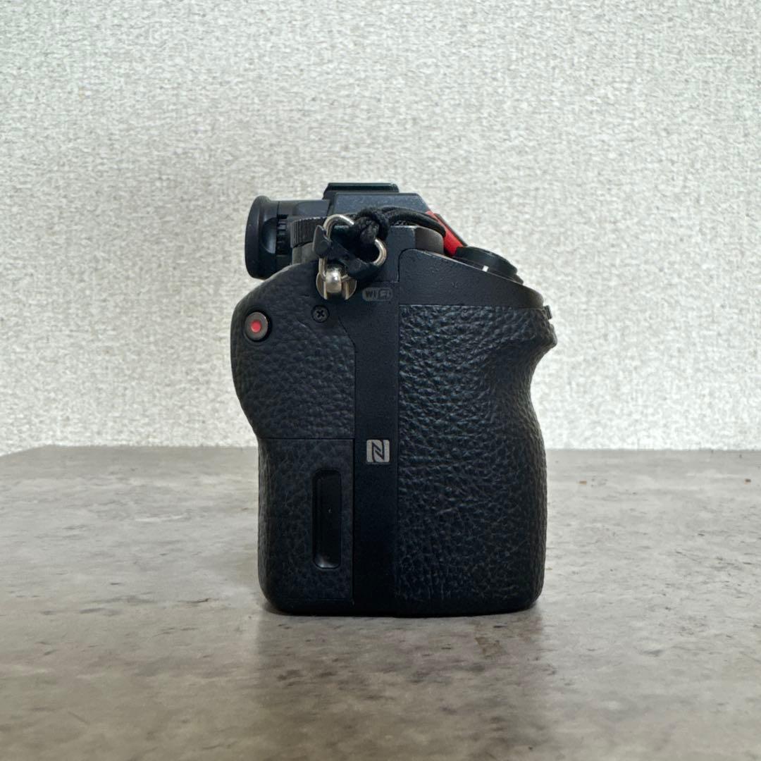 SONY α7R II ILCE-7RM2 シャッター約8500回