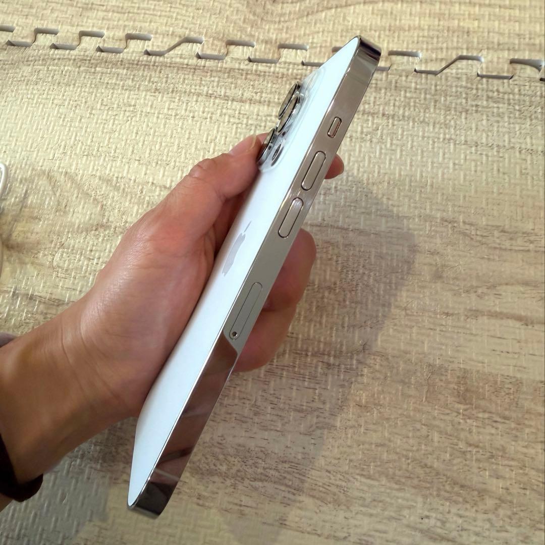 iPhone14pro シルバー 512G SIMフリー