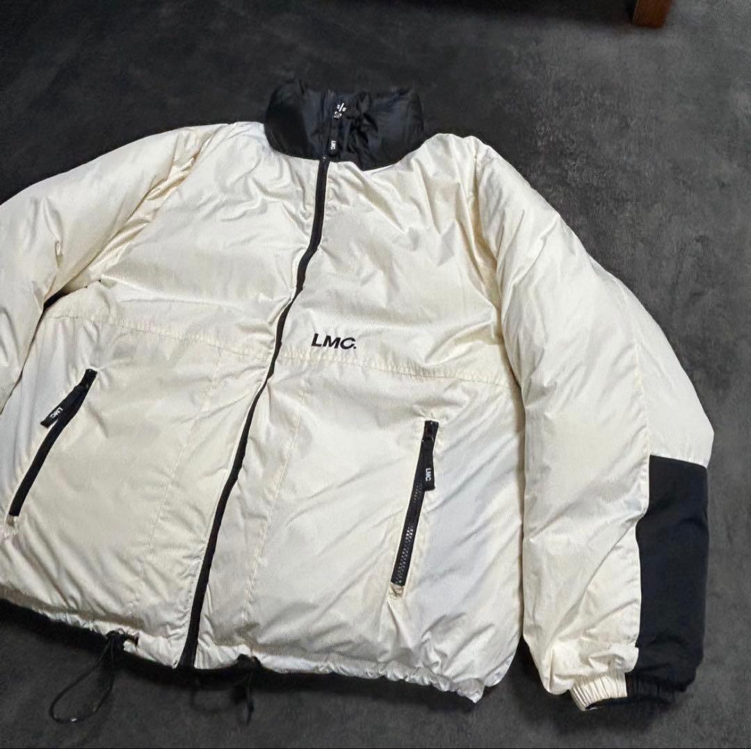 LMC ブラック×バックロゴ　ホワイト×ブラック　リバーシブル　ダウンジャケット